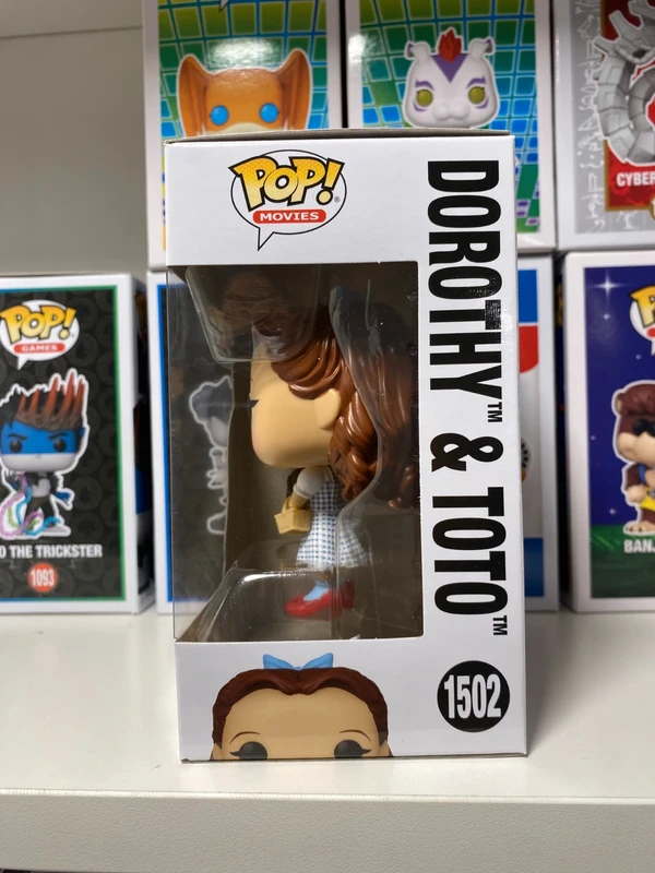 Funko POP! 1502 Dorothy & Toto - Wizard of Oz 4