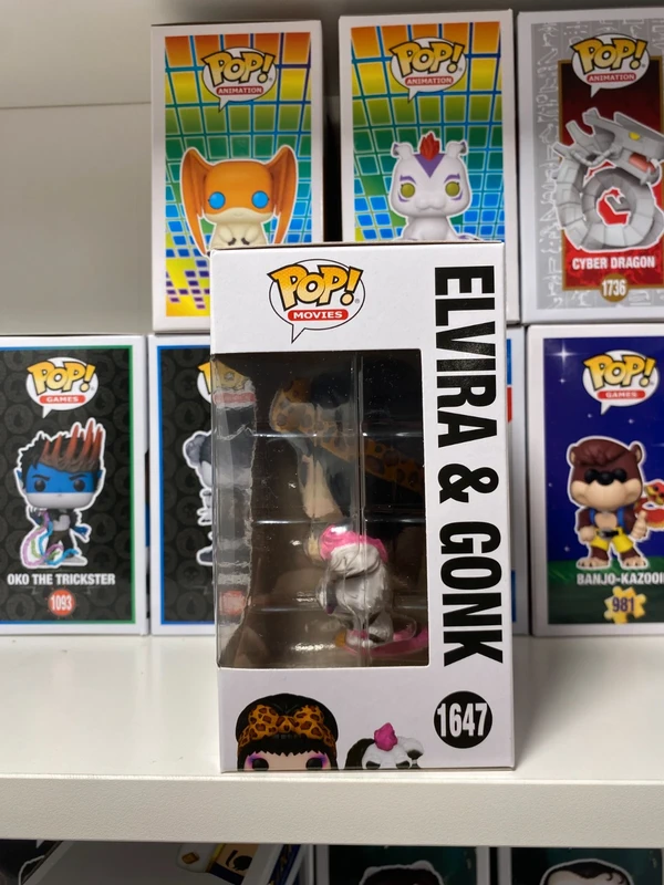 Funko POP! 1647 Elvira & Gonk 4