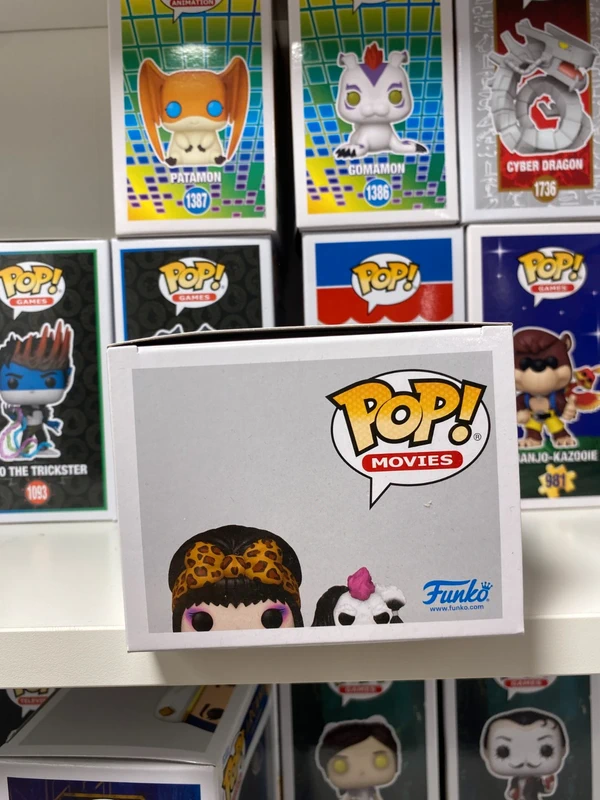 Funko POP! 1647 Elvira & Gonk 5
